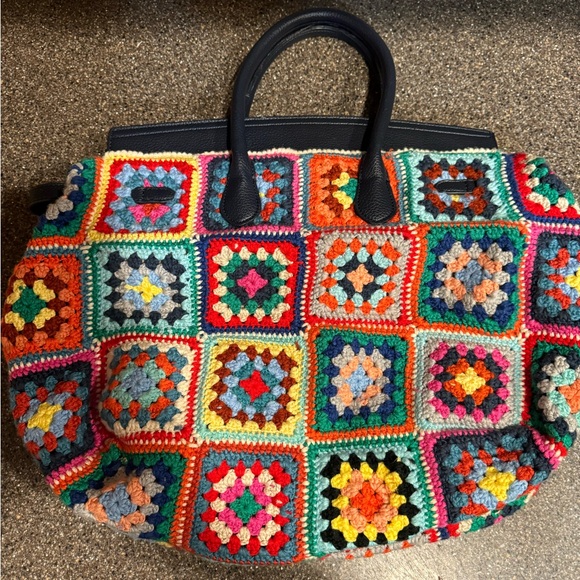 La Milanesa Women's Latch Closure Leather Trim Crochet Top Handle Handbag Flaws - Picture 3 of 14